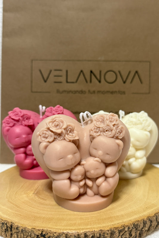 Vela Familia Ositos en corazón x7cm - 180gr
