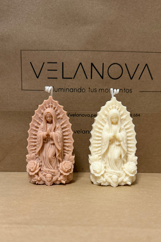 Vela de soya Virgen de Guadalupe x9.5cm - 80gr hecha a mano – VelaNova