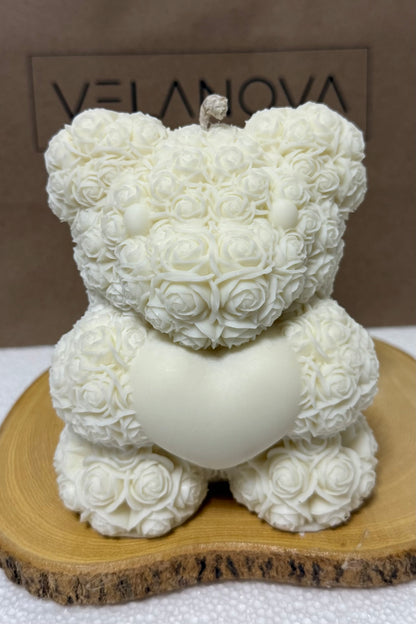 Vela Oso de Rosas con corazón x12.5cm - 650gr